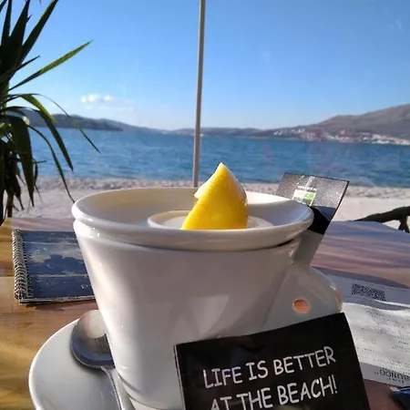 Heated Pool & Rooftop Jacuzzi Sea View Near Trogir-ciovo Apartment Trogir